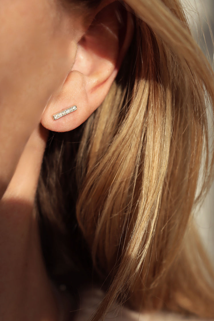 Diamond earrings, bars