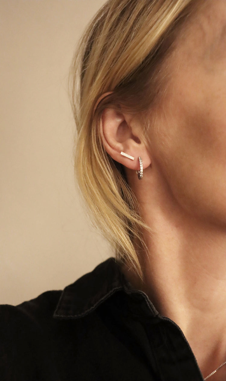 Diamond earrings, bars