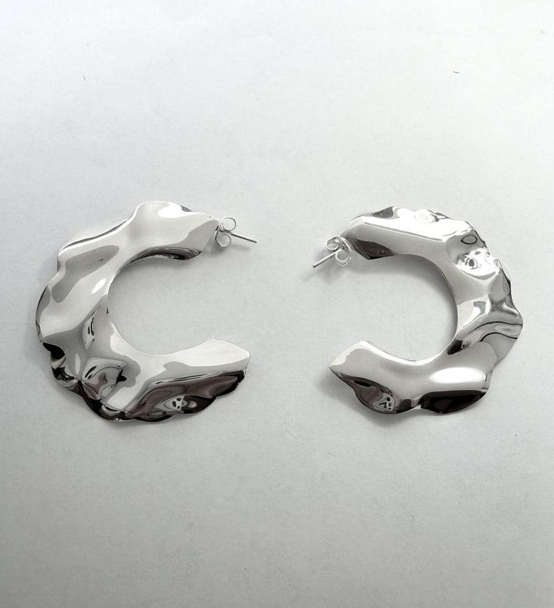 Sample Sale Wavy örhängen | 925 silver