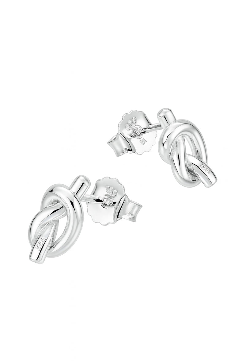 Silverörhängen med små knutar i 925 silver.