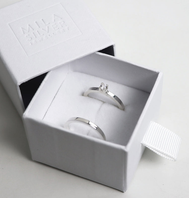 Wedding/Engagement rings Couple, Monet 0.10 ct + Silver ring straight