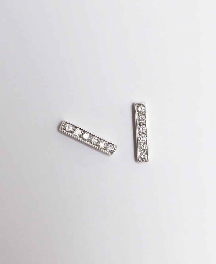 Diamond earrings, bars
