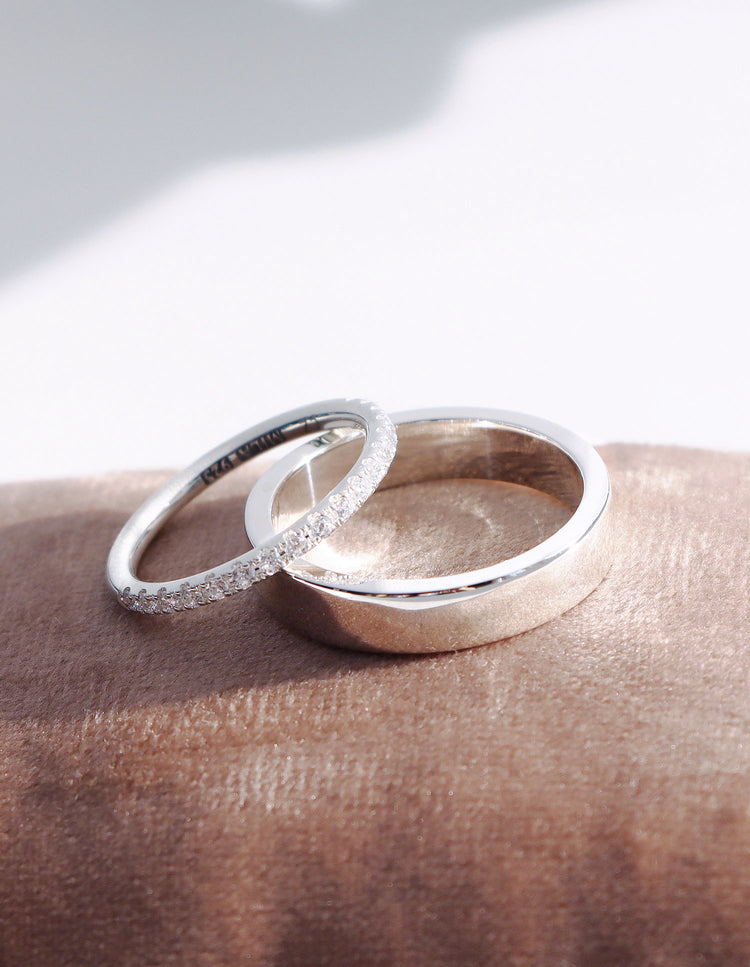 SET VIGSEL / FÖRLOVNINGSRINGAR till henne & honom | Elise + Plain silverring - Mila Silver