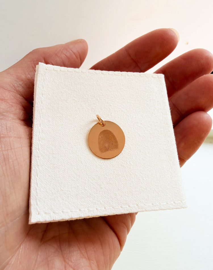 Charm with your own fingerprint | 18k Gold