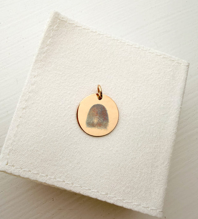 Charm with your own fingerprint | 18k Gold