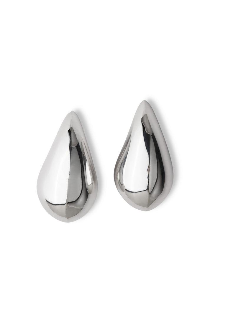 Drop Large Silver Earrings | Campaign