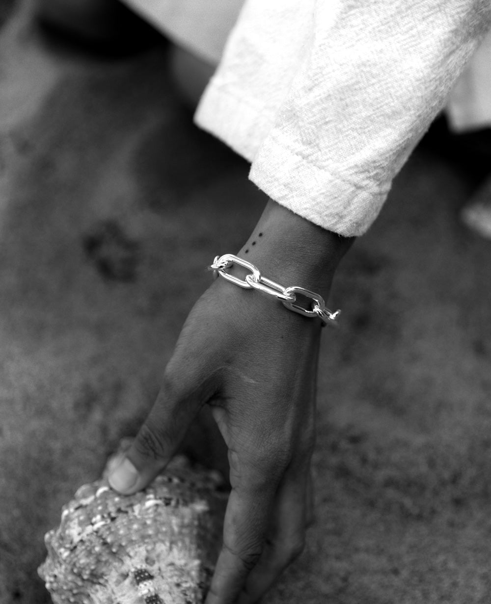Chunky Paperclip chain bracelet in silver | Mila Silver