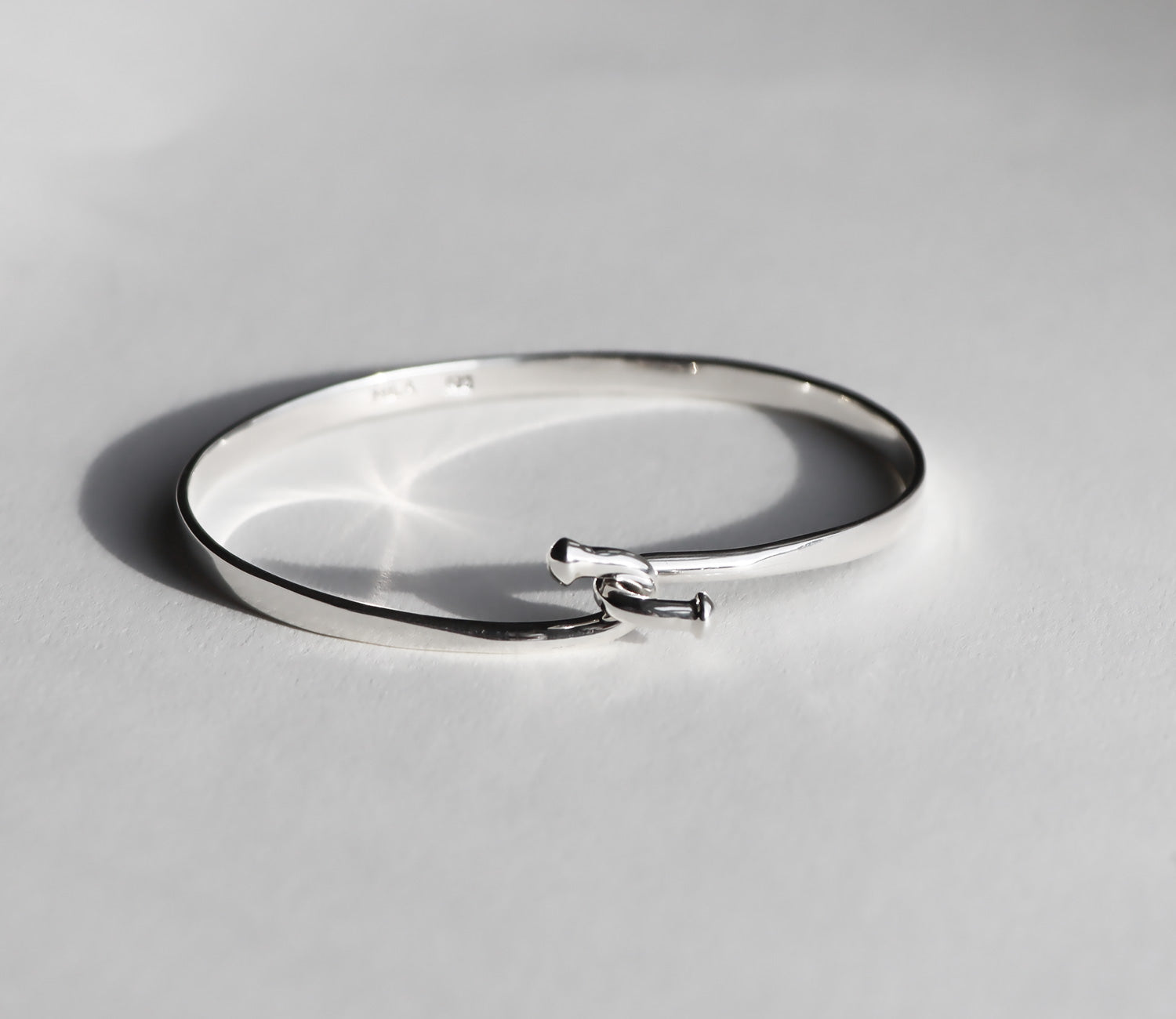 【新品】PRY シュウト Silver Hook Bangle シルバー925 Hook Bangle bracelet 925 silver | Silver bracelet for women – Mila