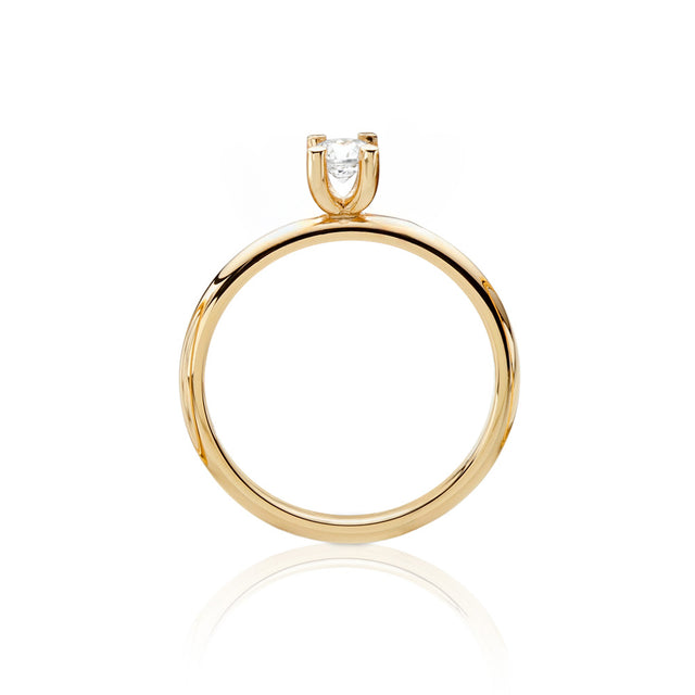 Diamantring i 18k. guld. Solitärring till vigsel eller förlovning. 