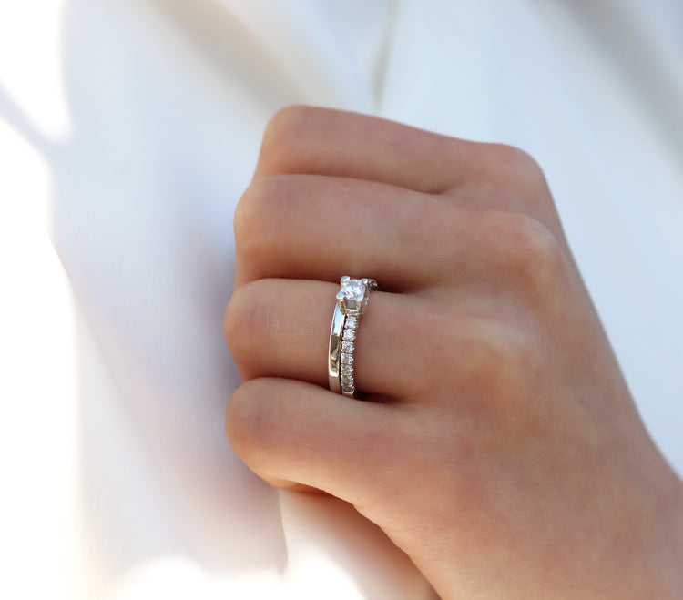 Monet Wedding / Engagement Ring, Side Stone Ring 0.53 ct Diamond