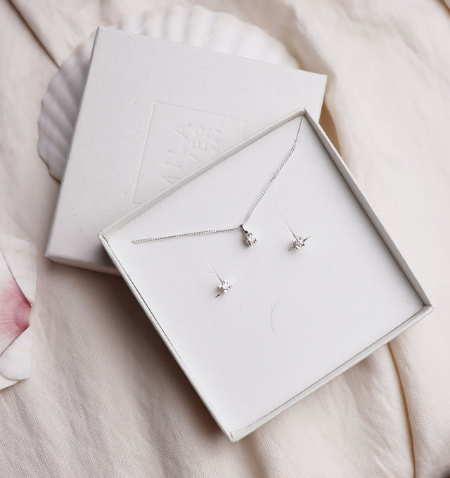 Gift Set | Monet Diamond Necklace and Diamond Earrings