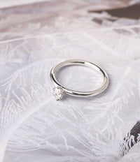 June Wedding / Engagement ring, Oval diamond 0.25 ct.