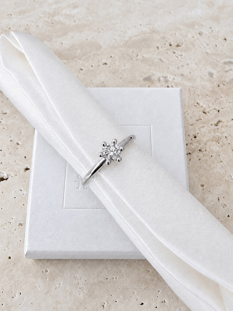 Julie 0.25 ct diamond ring, Wedding / Engagement ring | 18k. gold