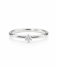 Förlovningsring i silver med 0,10 ct diamant. 