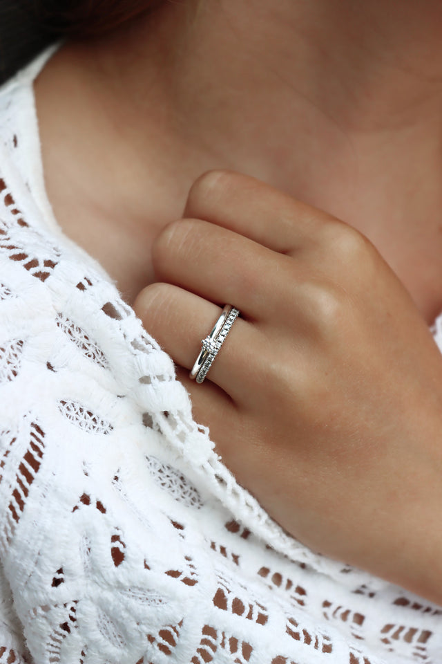Wedding / Engagement Ring Couple, Julie 0.10 ct + Elise diamond ring